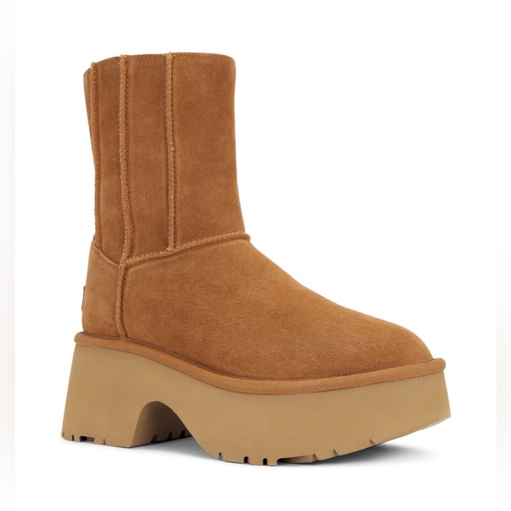 NWT & Original Box UGG Classic Twin Seam New Heights Boot